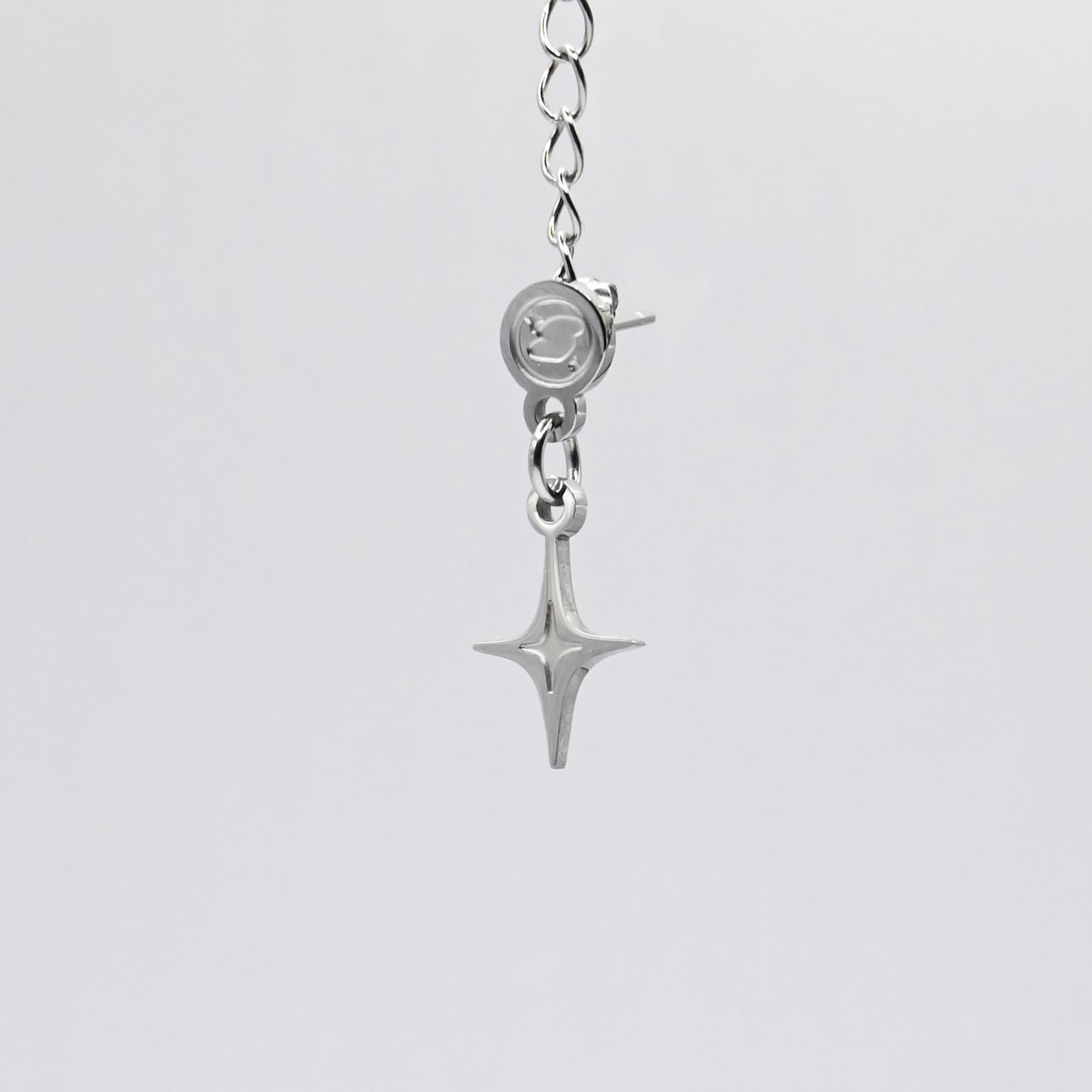 FALLEN STAR EARRING