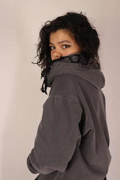 DISTRESSED TRAVELING STAR HOODIE